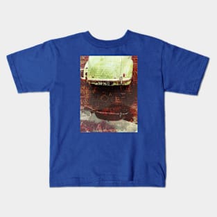 Old Green Car Kids T-Shirt